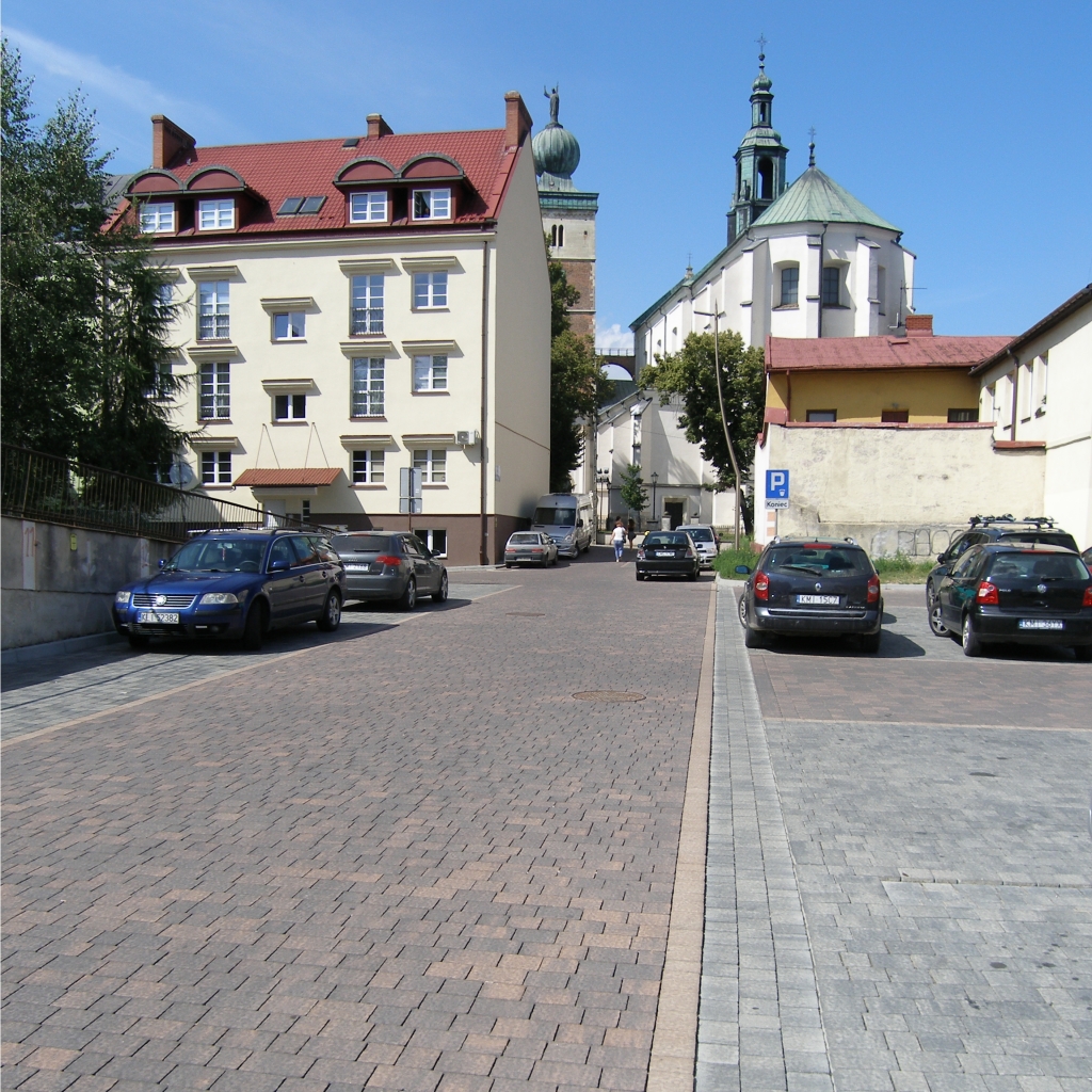 Miechów – parking