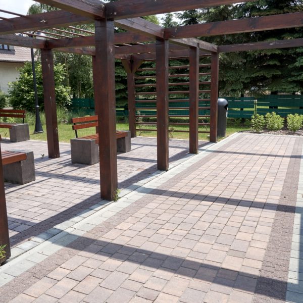 Iwanowice – centrum wsi