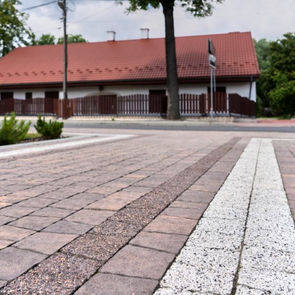 Iwanowice – centrum wsi