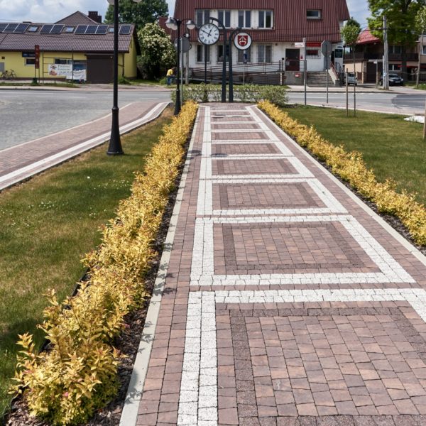 Iwanowice – centrum wsi